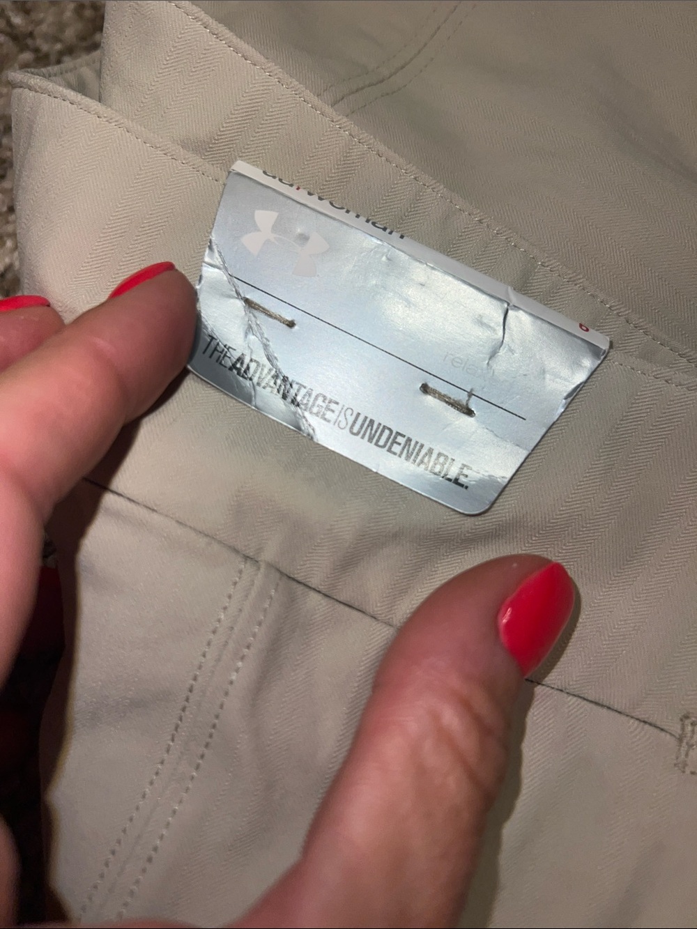 NWT! Under Armour Relaxed Fit Khaki Performance Golf Skort size 6! - Picture 12 of 16
